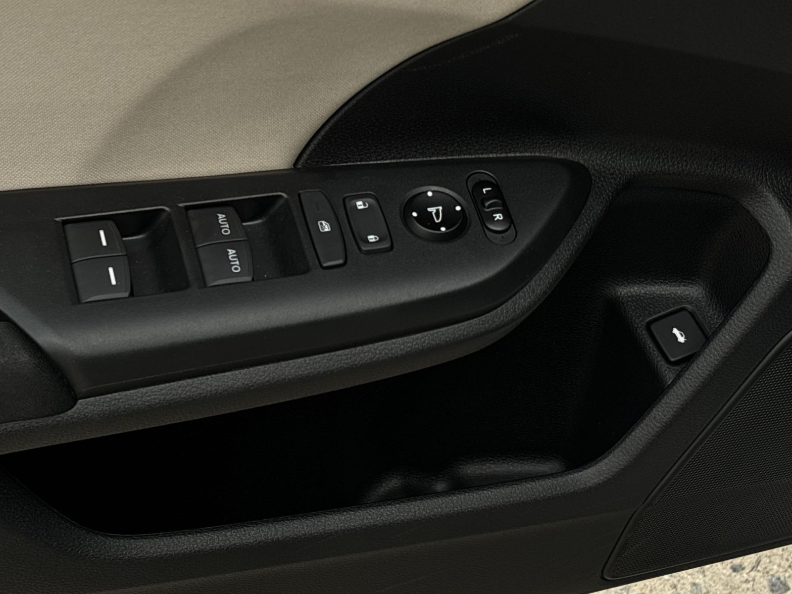 Used 2017 Honda Civic EX image 17
