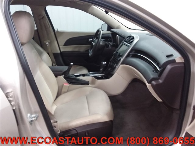 Used 2015 Chevrolet Malibu LTZ FWD image 13