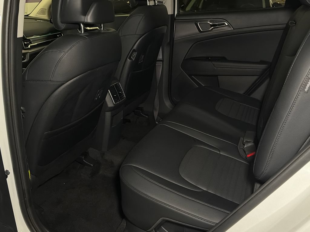 Certified 2025 Kia Sportage SX Prestige AWD/4WD image 20