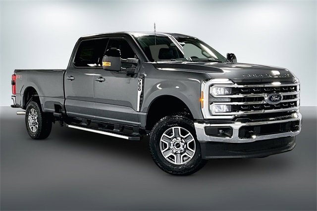 New 2026 Ford F350 Lariat