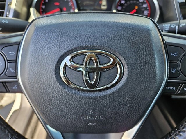 Used 2020 Toyota Camry XSE image 29