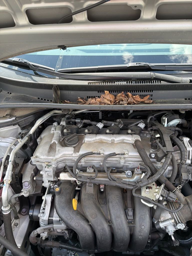 Used 2021 Toyota Corolla LE image 51