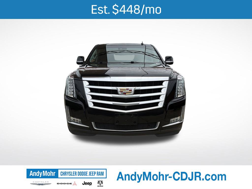 Used 2017 Cadillac Escalade Luxury AWD/4WD image 2