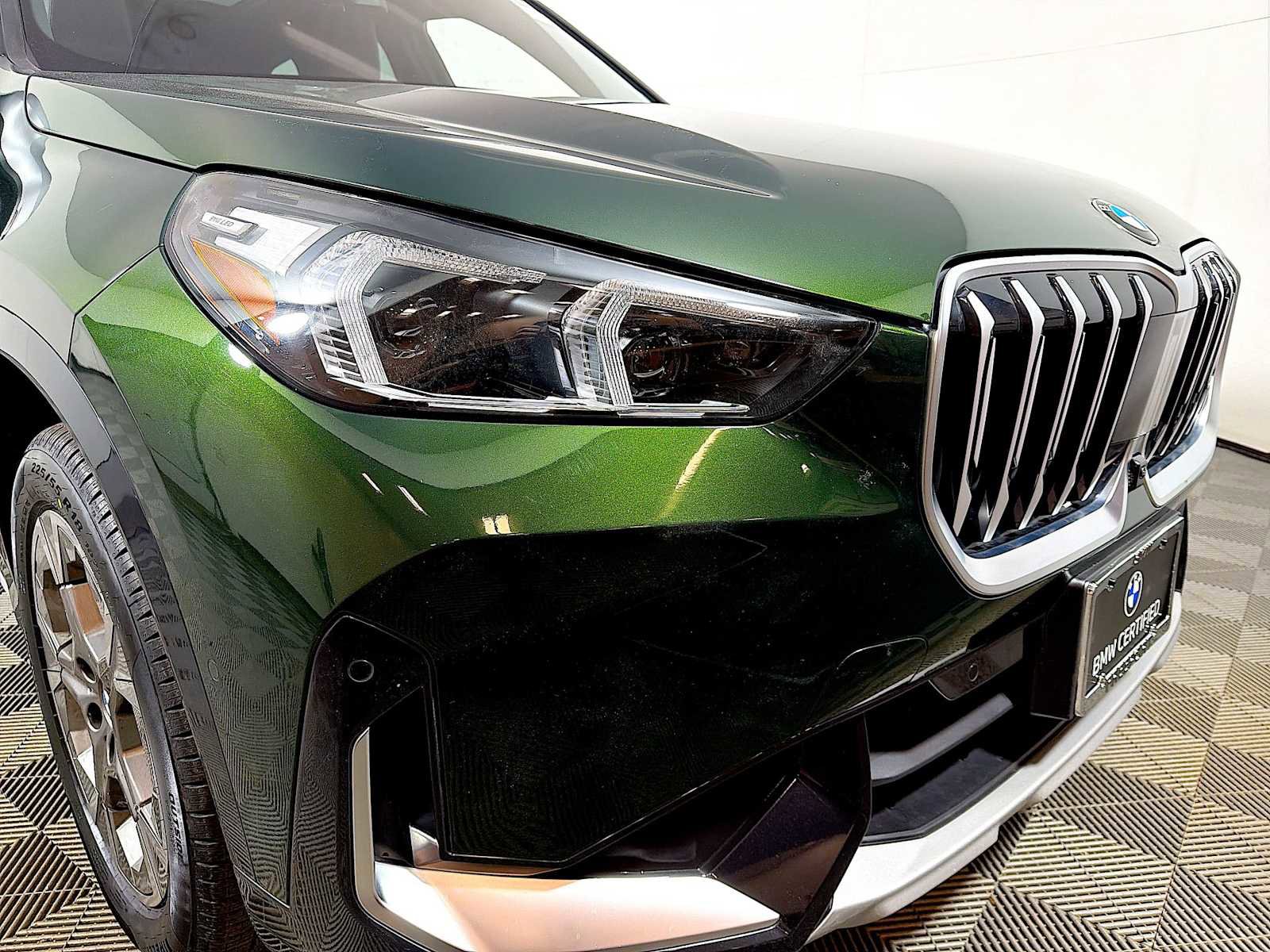 Certified 2024 BMW X1 xDrive28i w/ Premium Package image 25