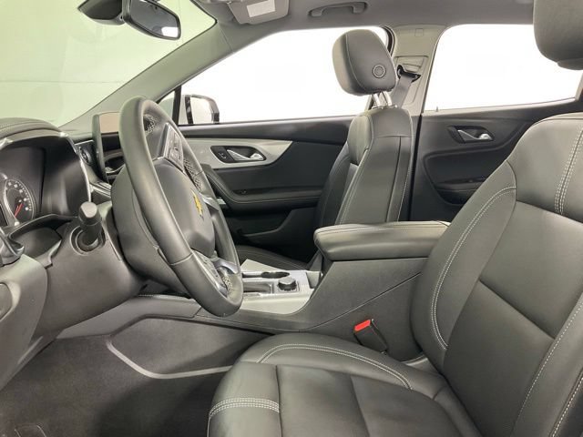Used 2024 Chevrolet Blazer LT FWD image 28
