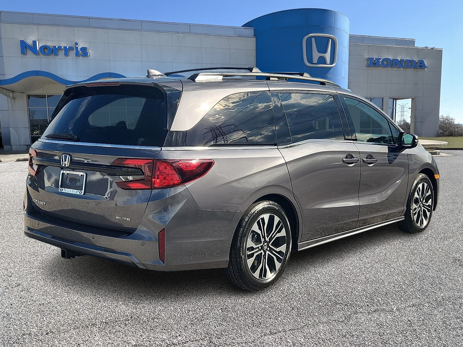 New 2027 Honda Odyssey Elite image 4