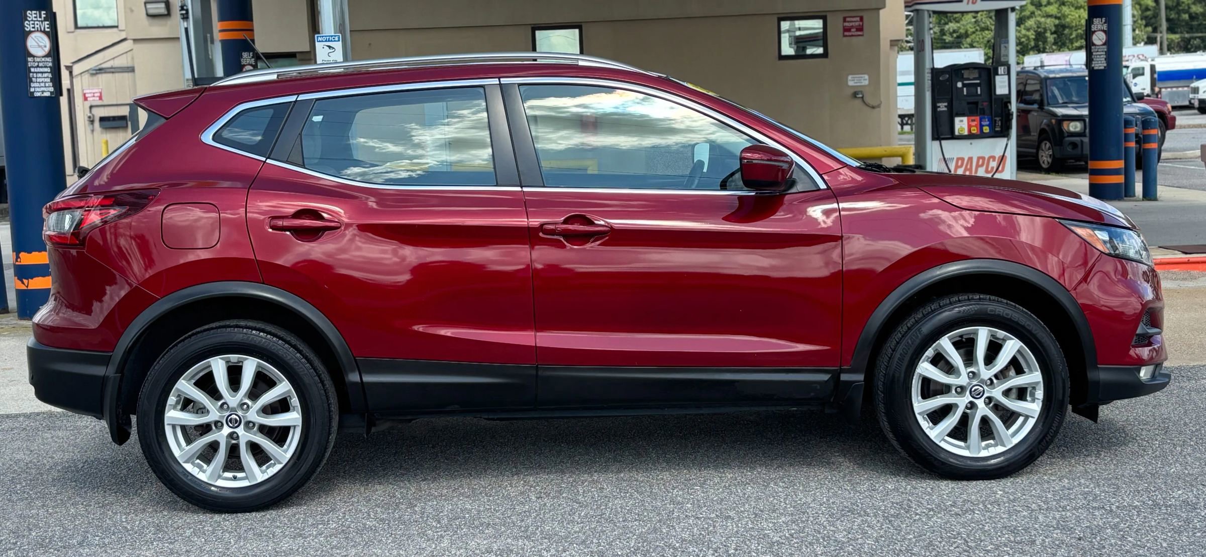 Used 2020 Nissan Rogue Sport SV w/ All-Weather Package FWD image 7