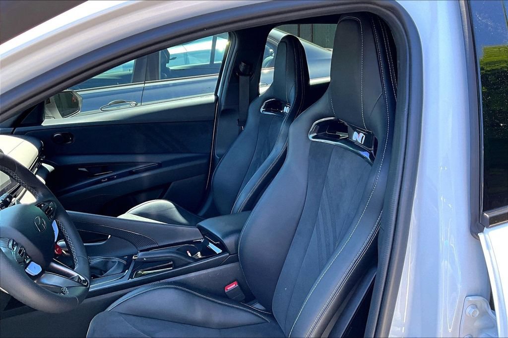 Used 2025 Hyundai Elantra N FWD image 9