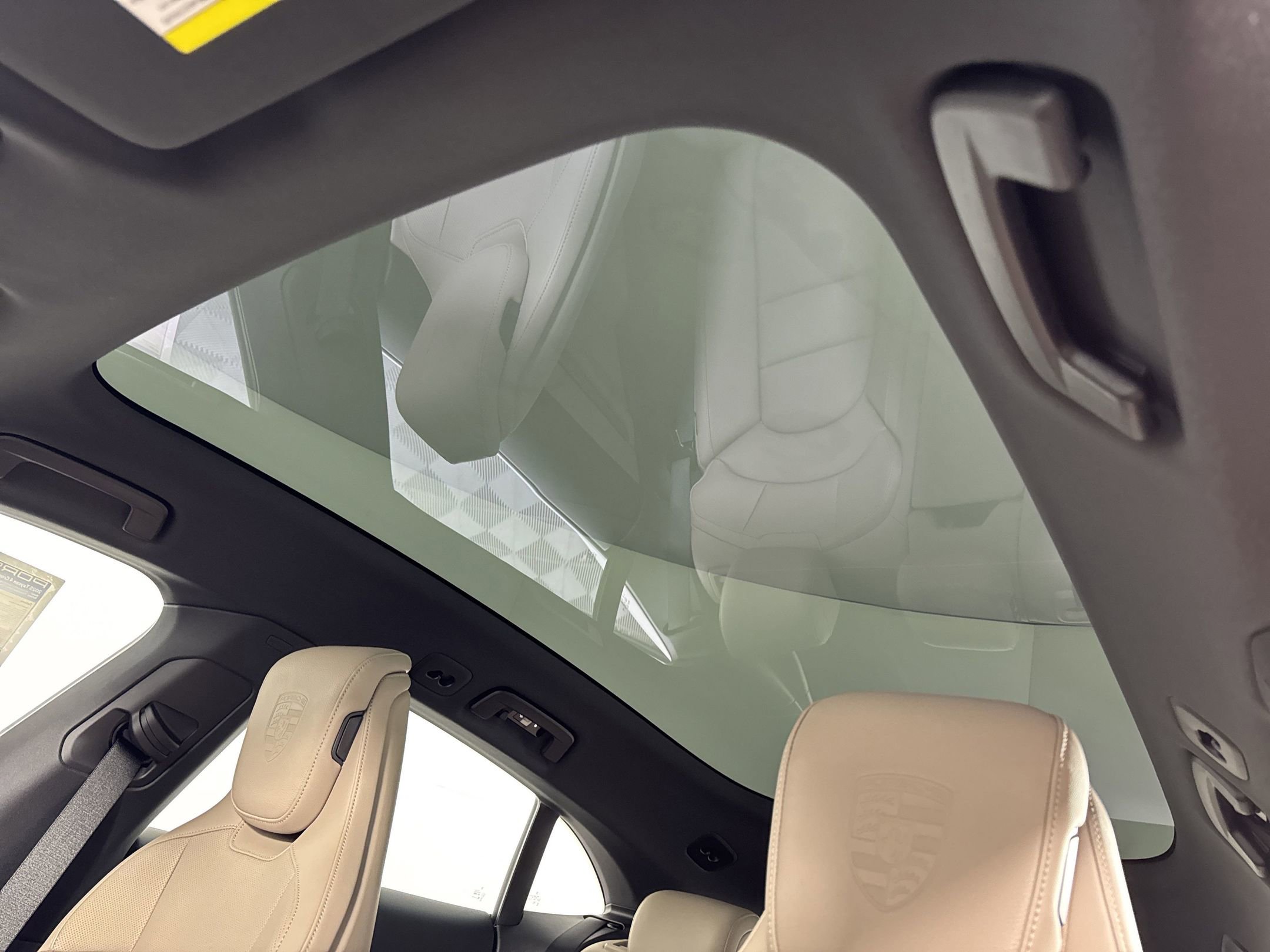 Used 2025 Porsche Taycan 4 Cross Turismo image 16