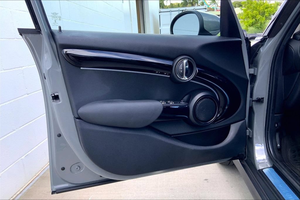 Used 2022 MINI Cooper S FWD image 24