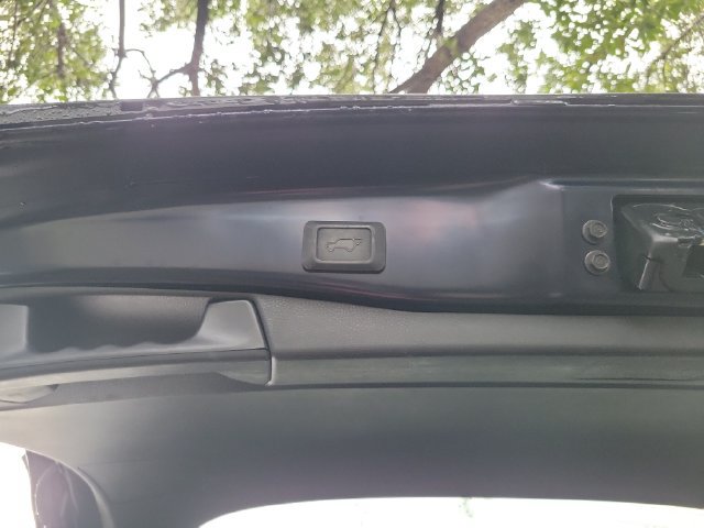 Used 2024 Toyota RAV4 XLE w/ Convenience Package FWD image 6