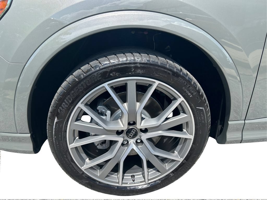 Used 2025 Audi Q3 2.0T Premium Plus AWD/4WD image 30