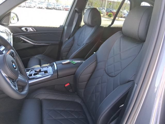 New 2026 BMW X5 xDrive40i w/ M Sport Package AWD/4WD image 15