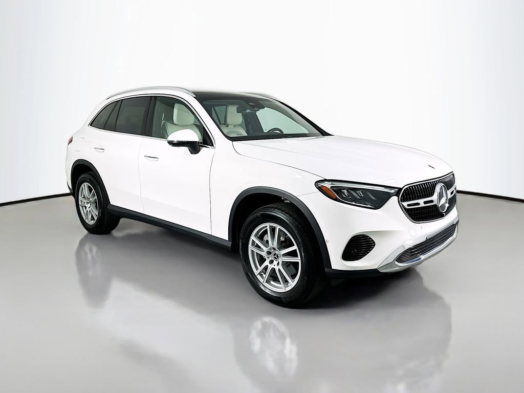 Used 2023 Mercedes-Benz GLC 300 4MATIC image 7