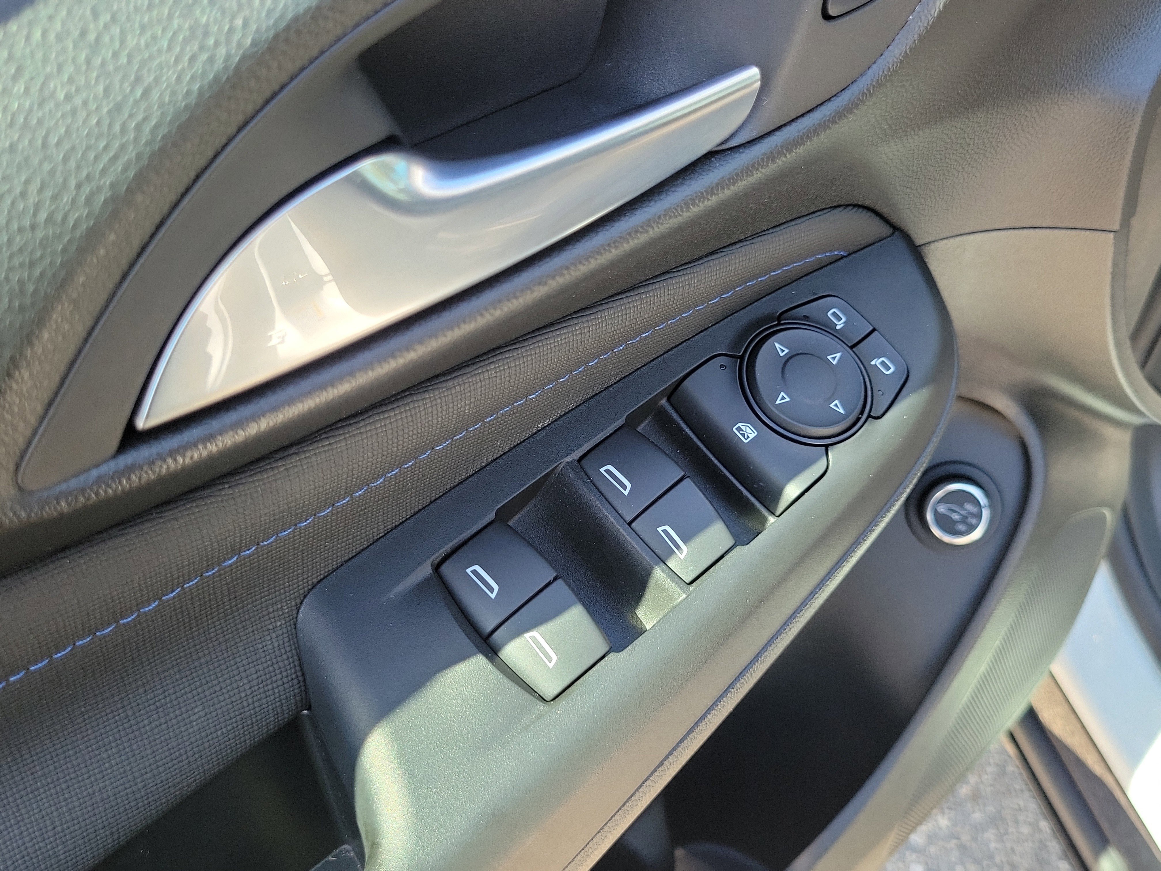 Used 2024 Buick Envista Sport Touring w/ Convenience II Package image 24