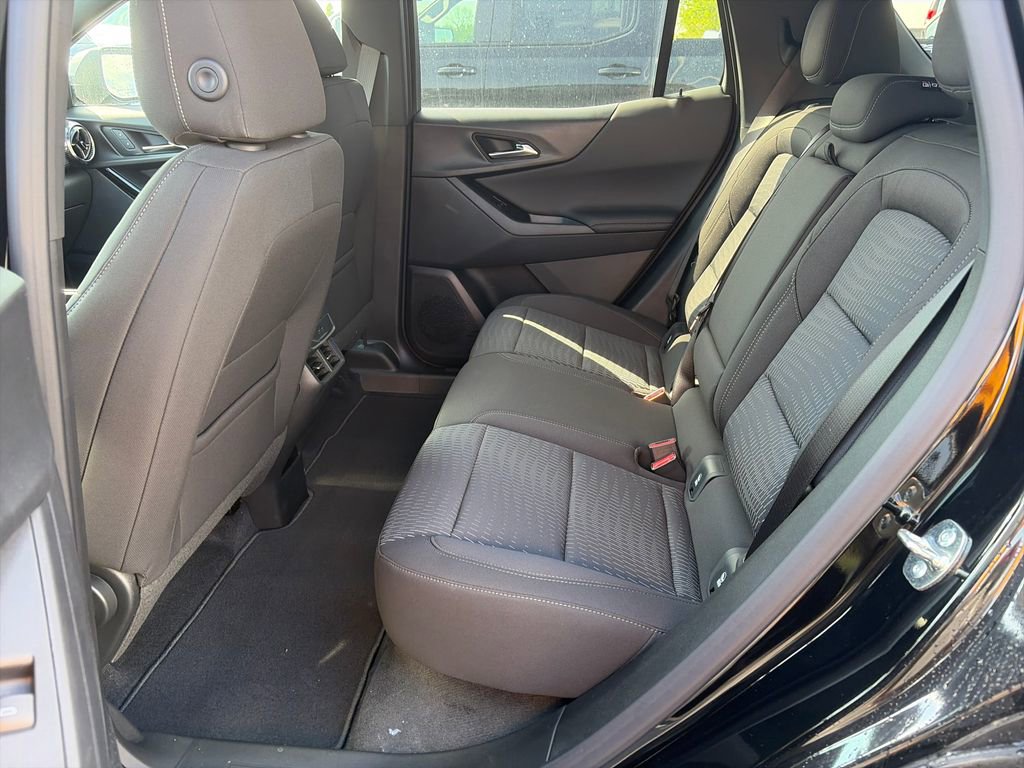 New 2026 Chevrolet Equinox LT FWD image 23