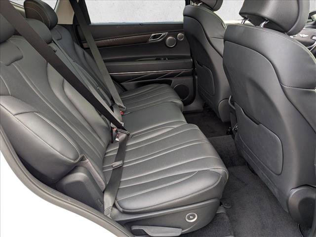 Used 2022 Genesis GV80 2.5T w/ Advanced Package 03 RWD image 21