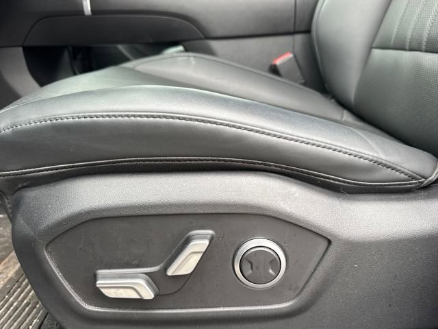 Used 2025 Hyundai Santa Fe SEL image 15