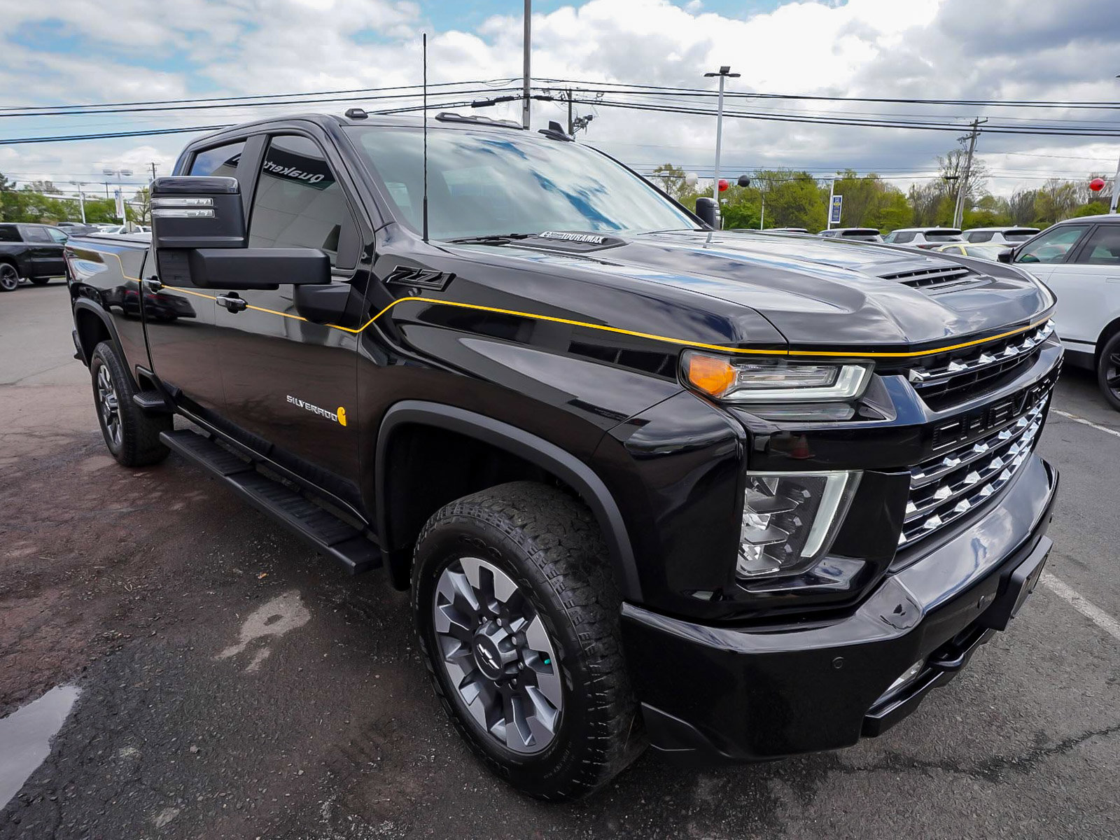 Used 2021 Chevrolet Silverado 2500 LTZ w/ Carhartt Edition AWD/4WD image 3
