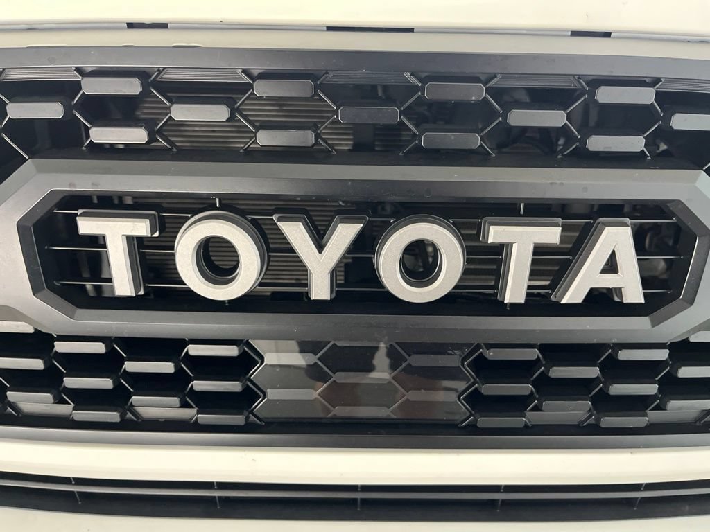Used 2019 Toyota Tacoma TRD Pro AWD/4WD image 34