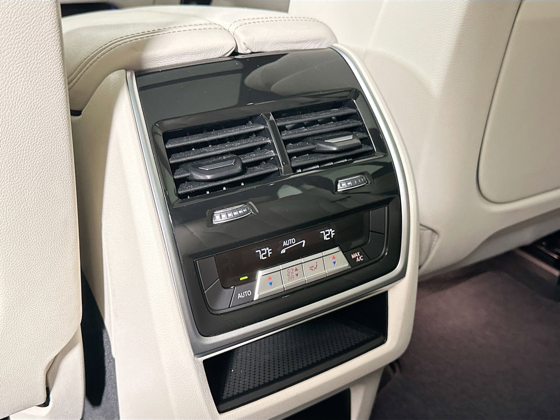 Used 2021 BMW X5 sDrive40i w/ Parking Assistance Package image 26