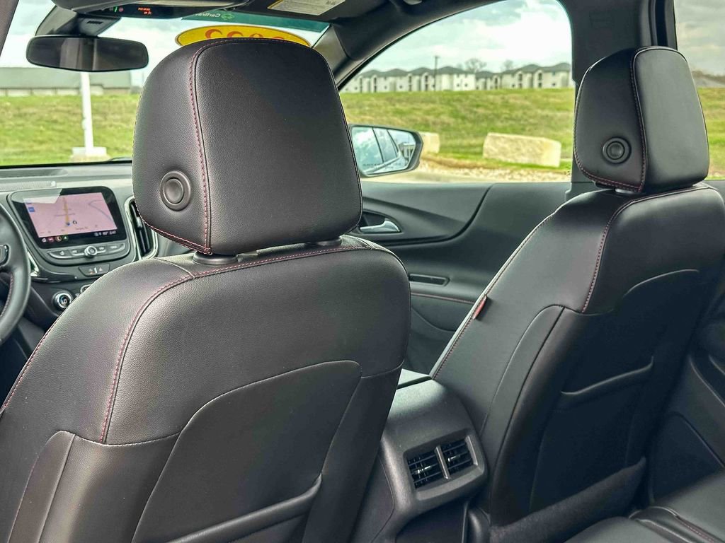 Certified 2022 Chevrolet Equinox RS w/ RS Leather Package image 17
