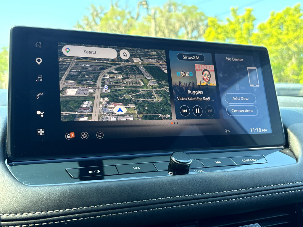 Used 2024 Nissan Rogue SL w/ SL Premium Package image 10