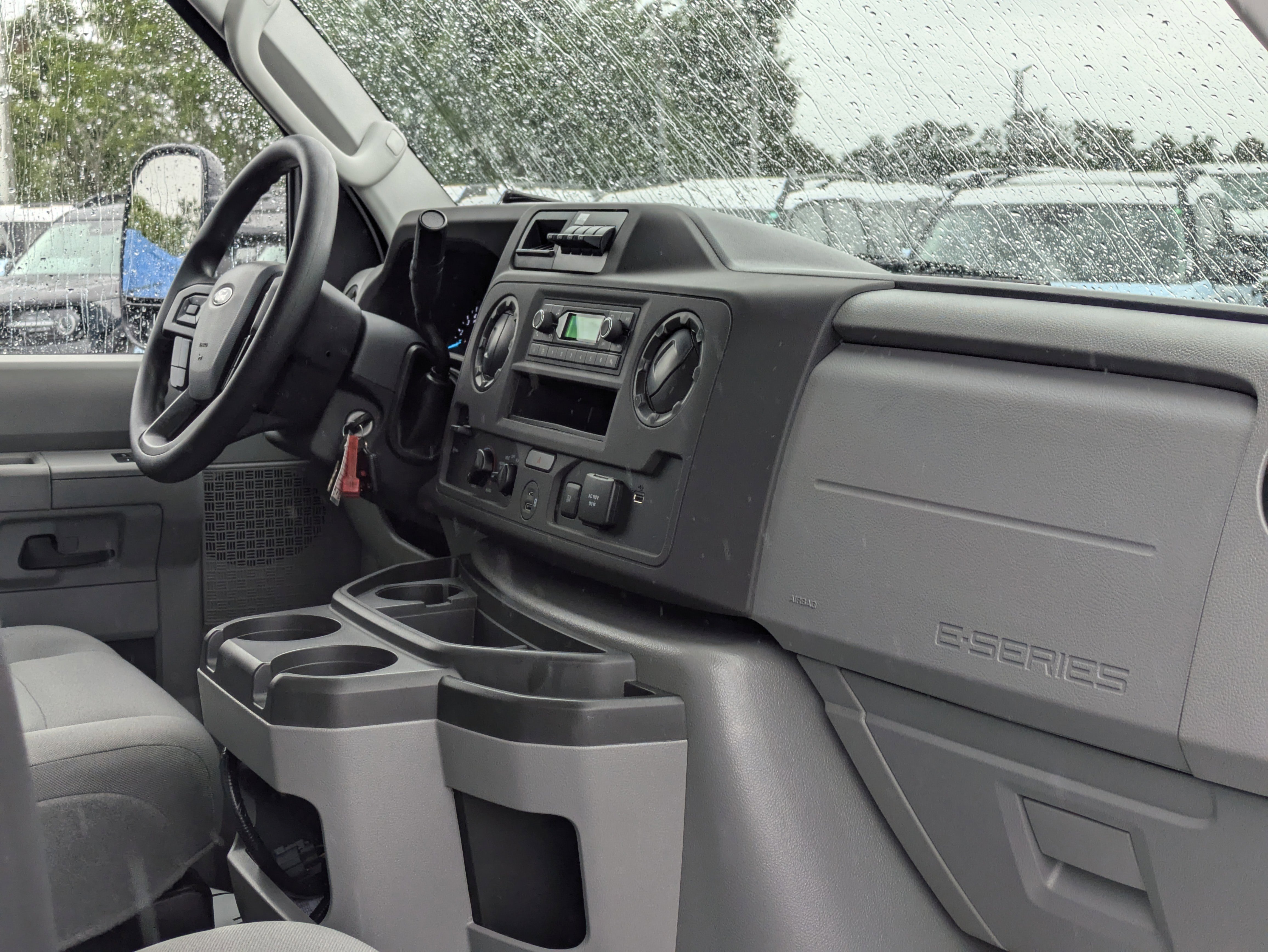 New 2026 Ford E-350 and Econoline 350 Super Duty w/ Power Equipment Group image 15