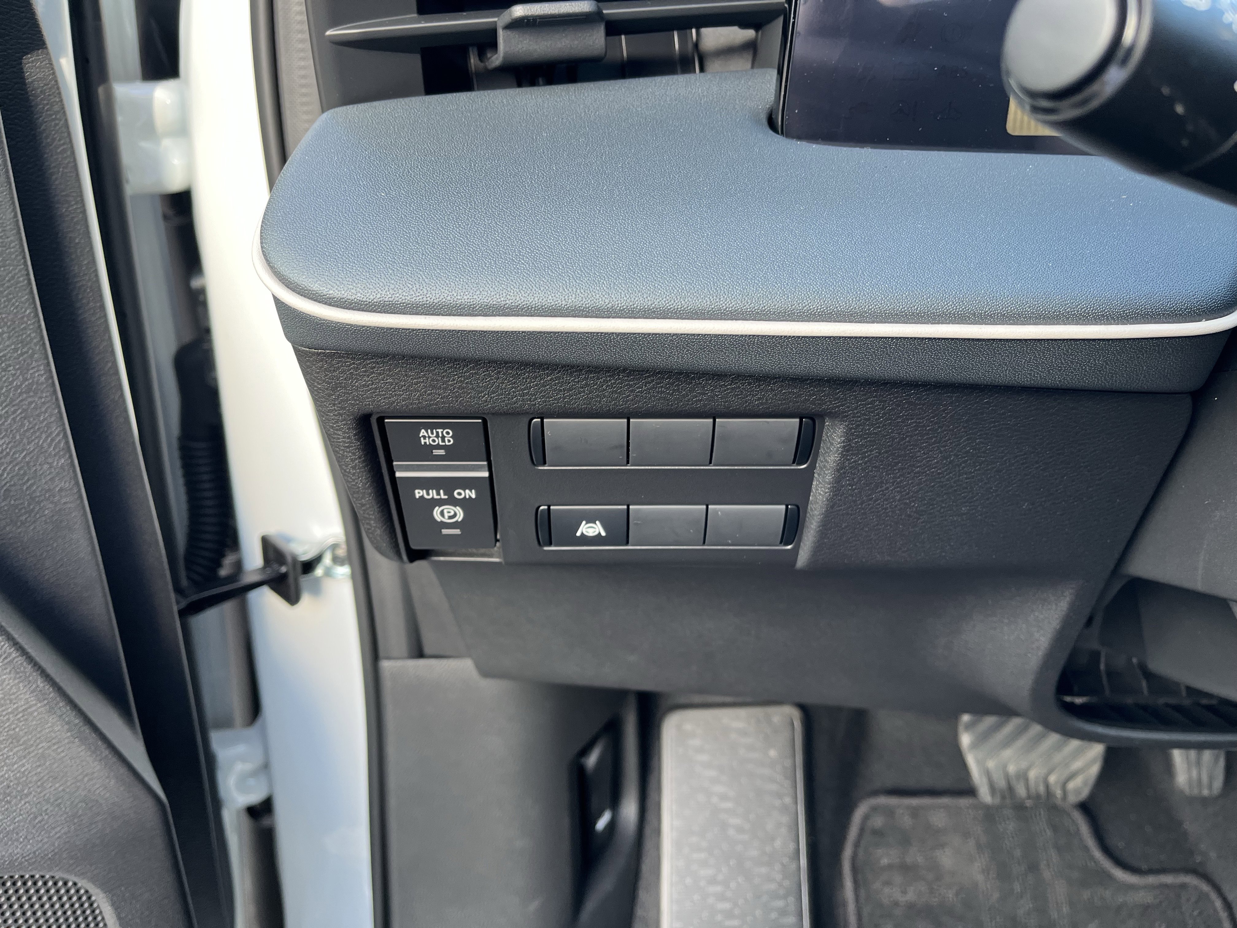 New 2026 Nissan Leaf SV+ w/ Floor Mat Package (SV+) image 13