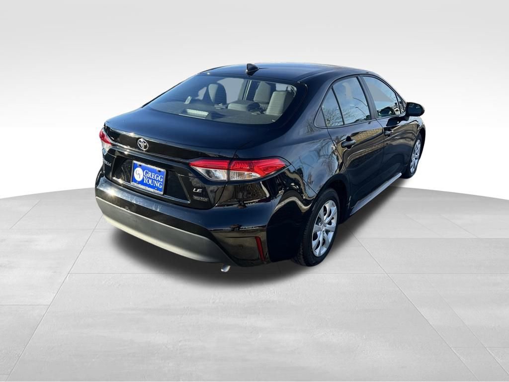 Used 2024 Toyota Corolla LE image 6