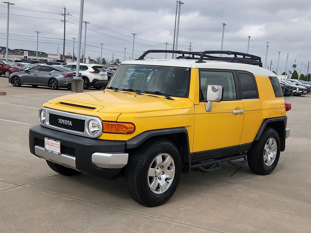 Used 2008 Toyota FJ Cruiser 2WD image 3