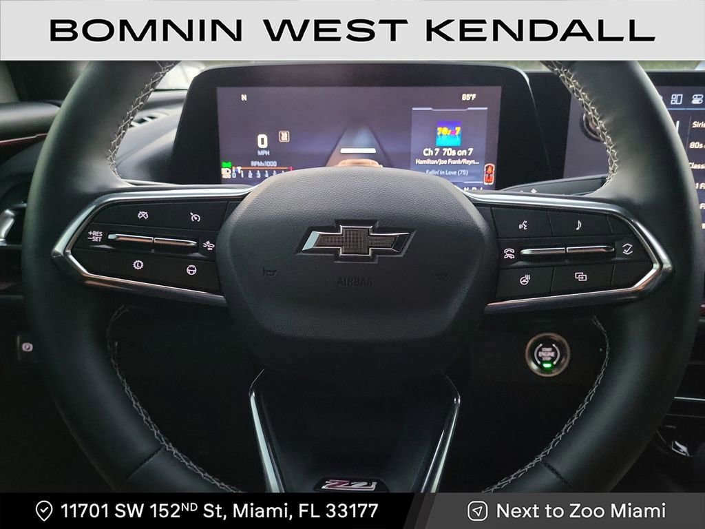 Used 2025 Chevrolet Traverse Z71 w/ Enhanced Driving Package image 16