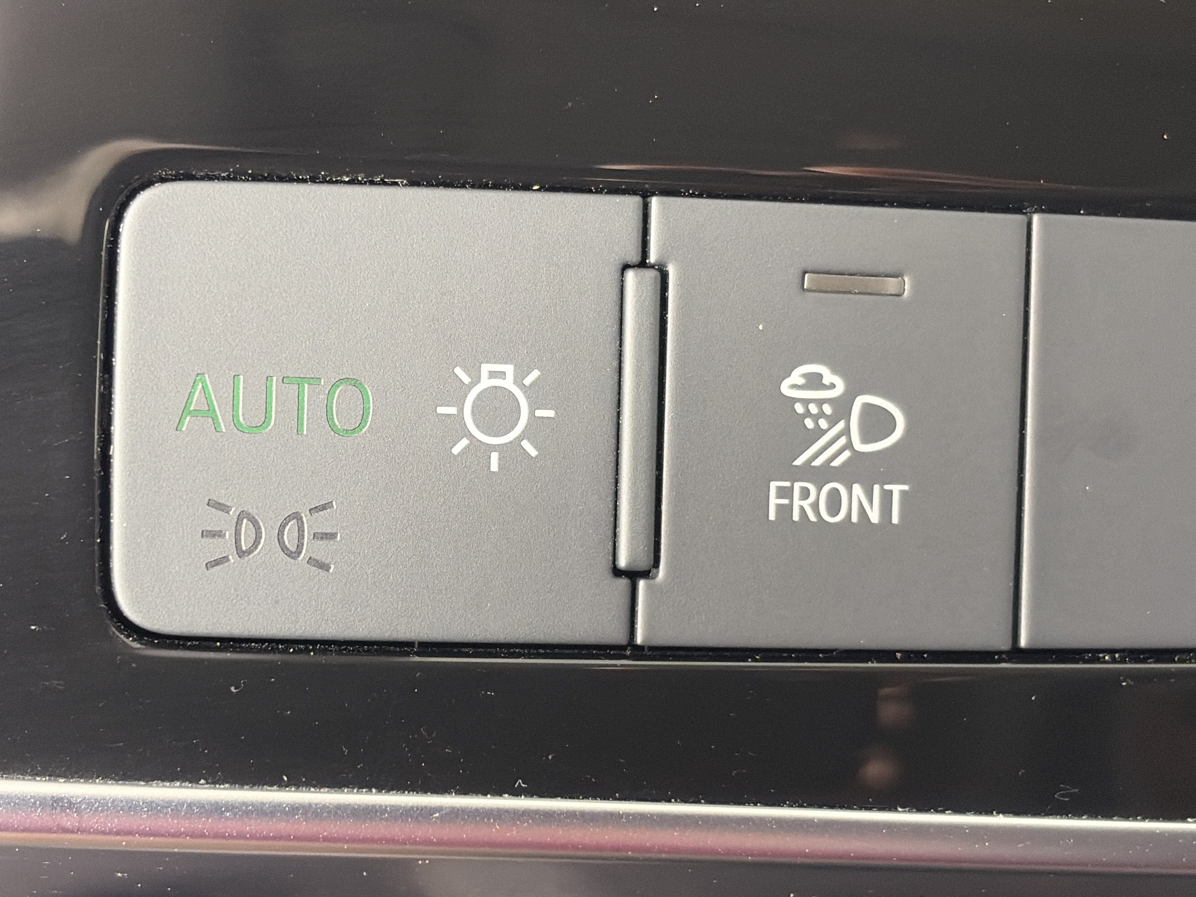 Certified 2022 Audi Q8 Premium Plus AWD/4WD image 35