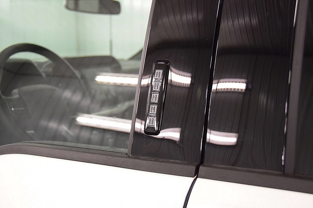 Used 2026 Ford F150 Lariat AWD/4WD image 14