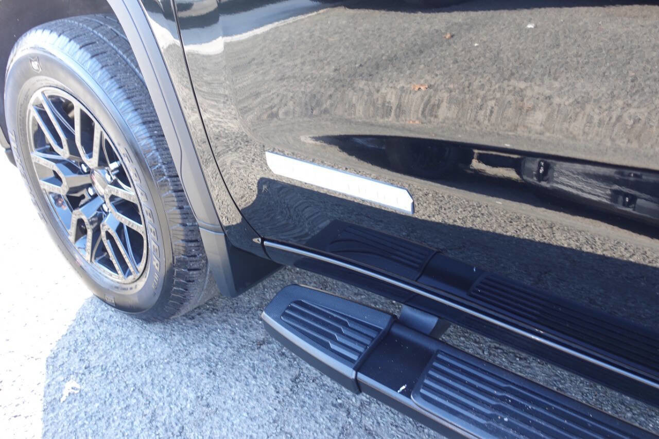 Used 2023 GMC Sierra 1500 Elevation image 12