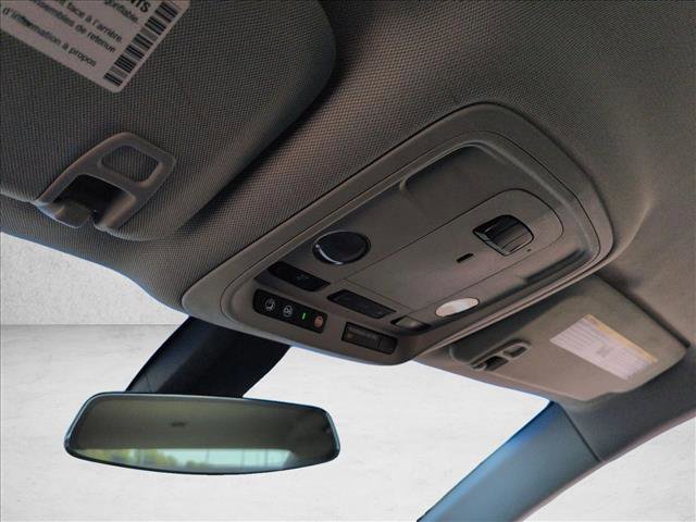 Used 2016 Cadillac XTS Luxury image 20