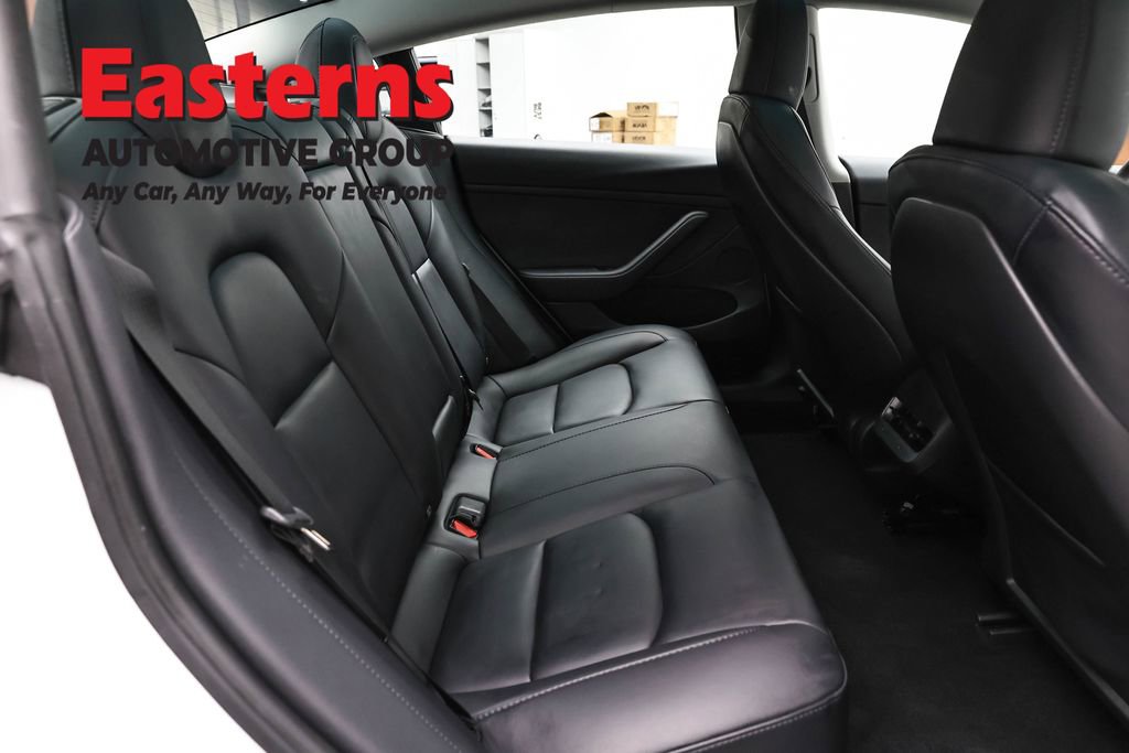 Used 2023 Tesla Model 3 Standard Range image 18