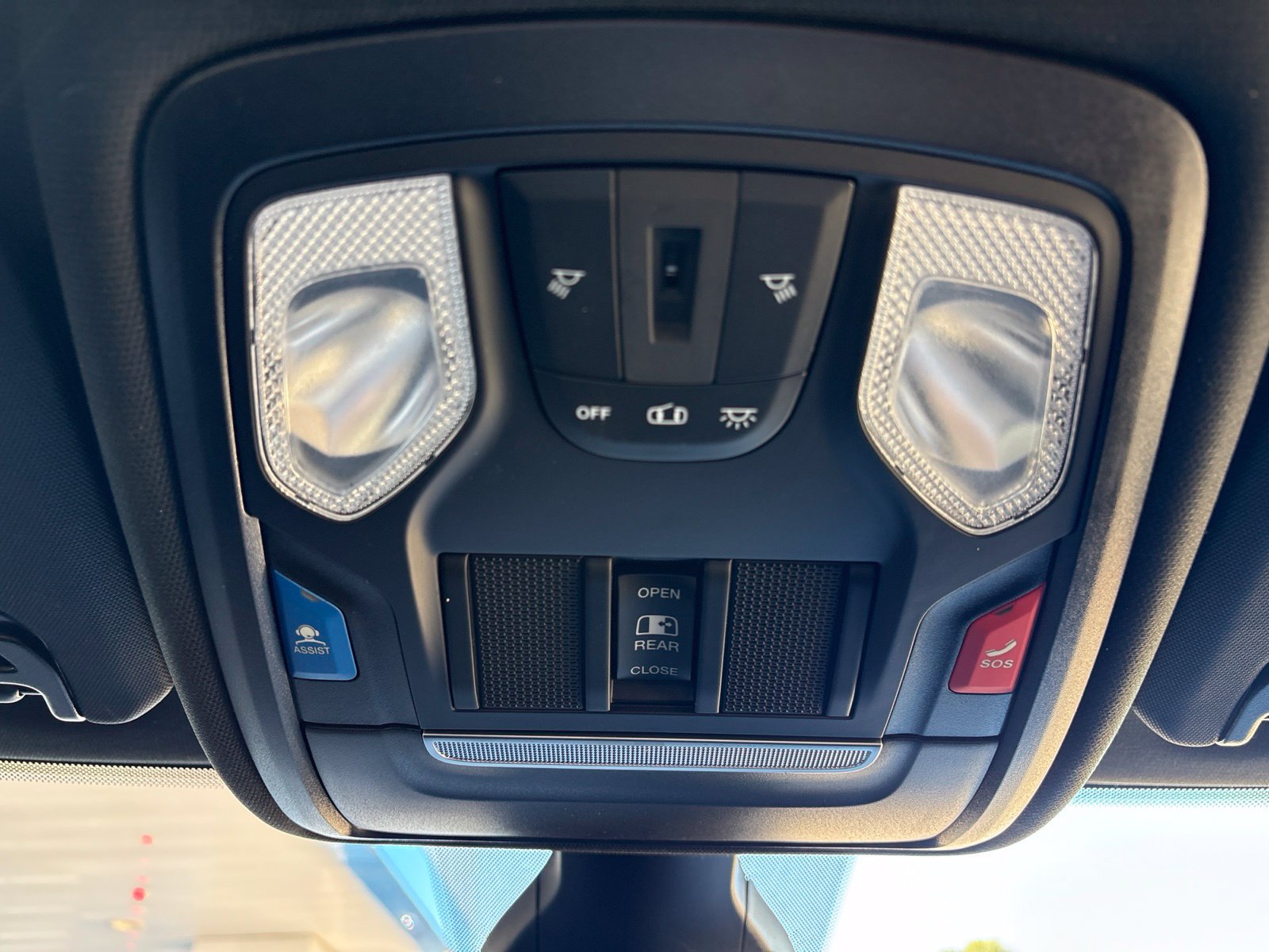 Used 2022 RAM 2500 Tradesman AWD/4WD image 17