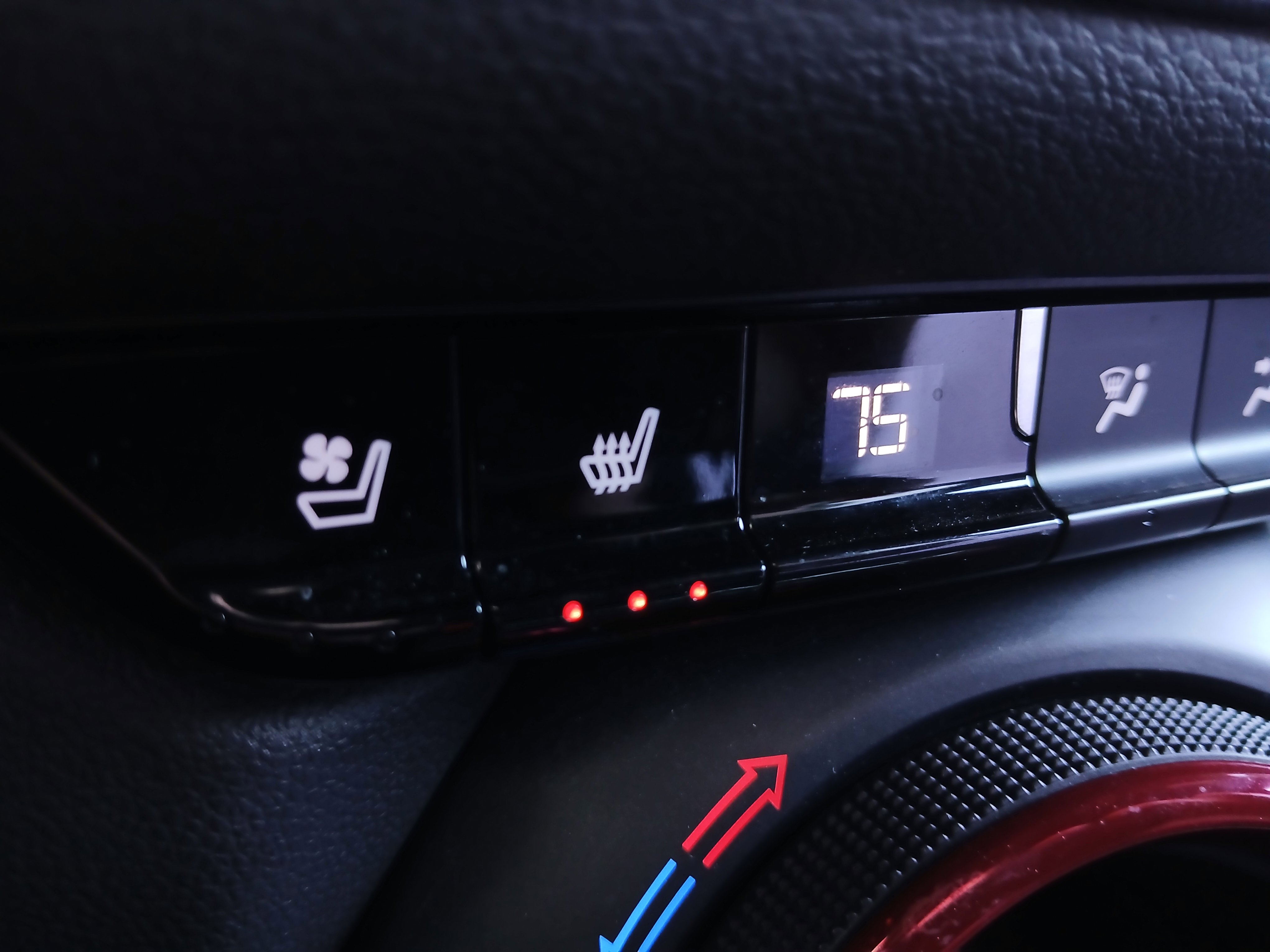 Used 2022 Chevrolet Blazer RS w/ Enhanced Convenience Package image 15