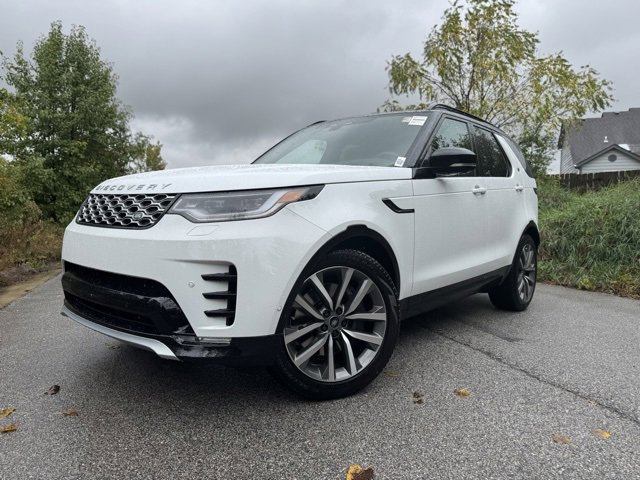 New 2026 Land Rover Discovery Limited Edition image 1