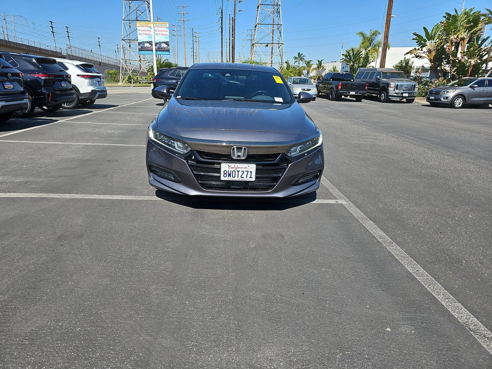 Used 2018 Honda Accord Sport image 2
