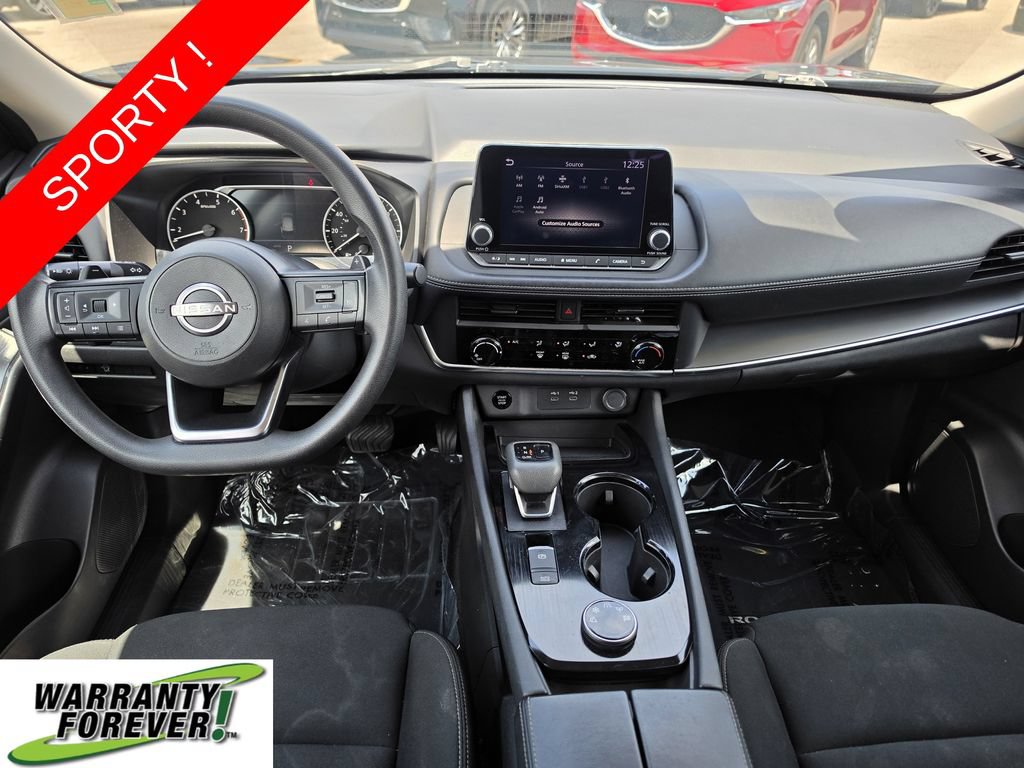 Used 2024 Nissan Rogue S AWD/4WD image 9