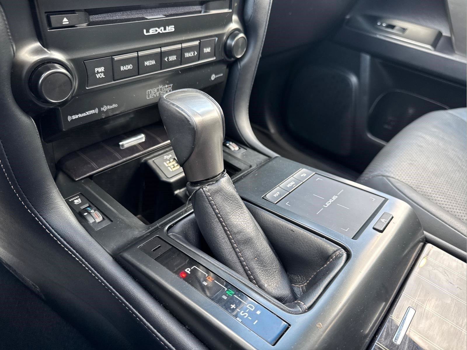 Used 2022 Lexus GX 460 Luxury w/ Sport Design Package AWD/4WD image 24