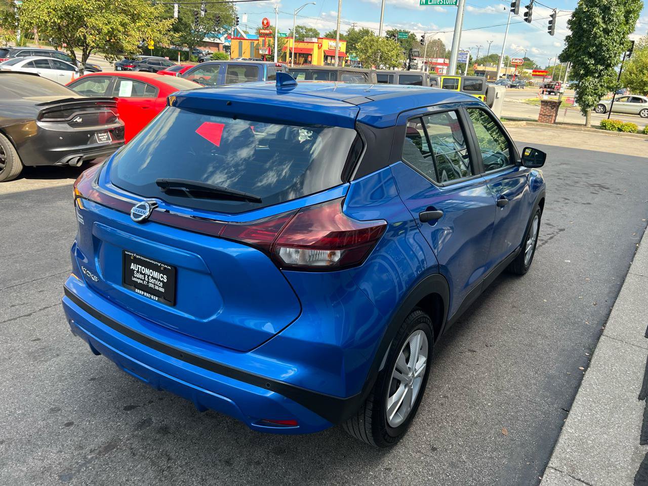 Used 2021 Nissan Kicks S FWD image 7