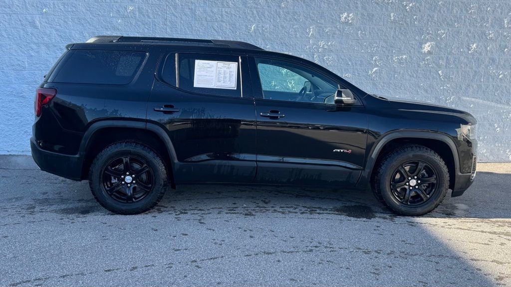 Used 2023 GMC Acadia AT4 image 3