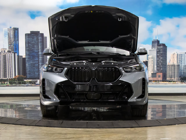 New 2027 BMW X6 xDrive40i w/ Executive Package AWD/4WD image 4