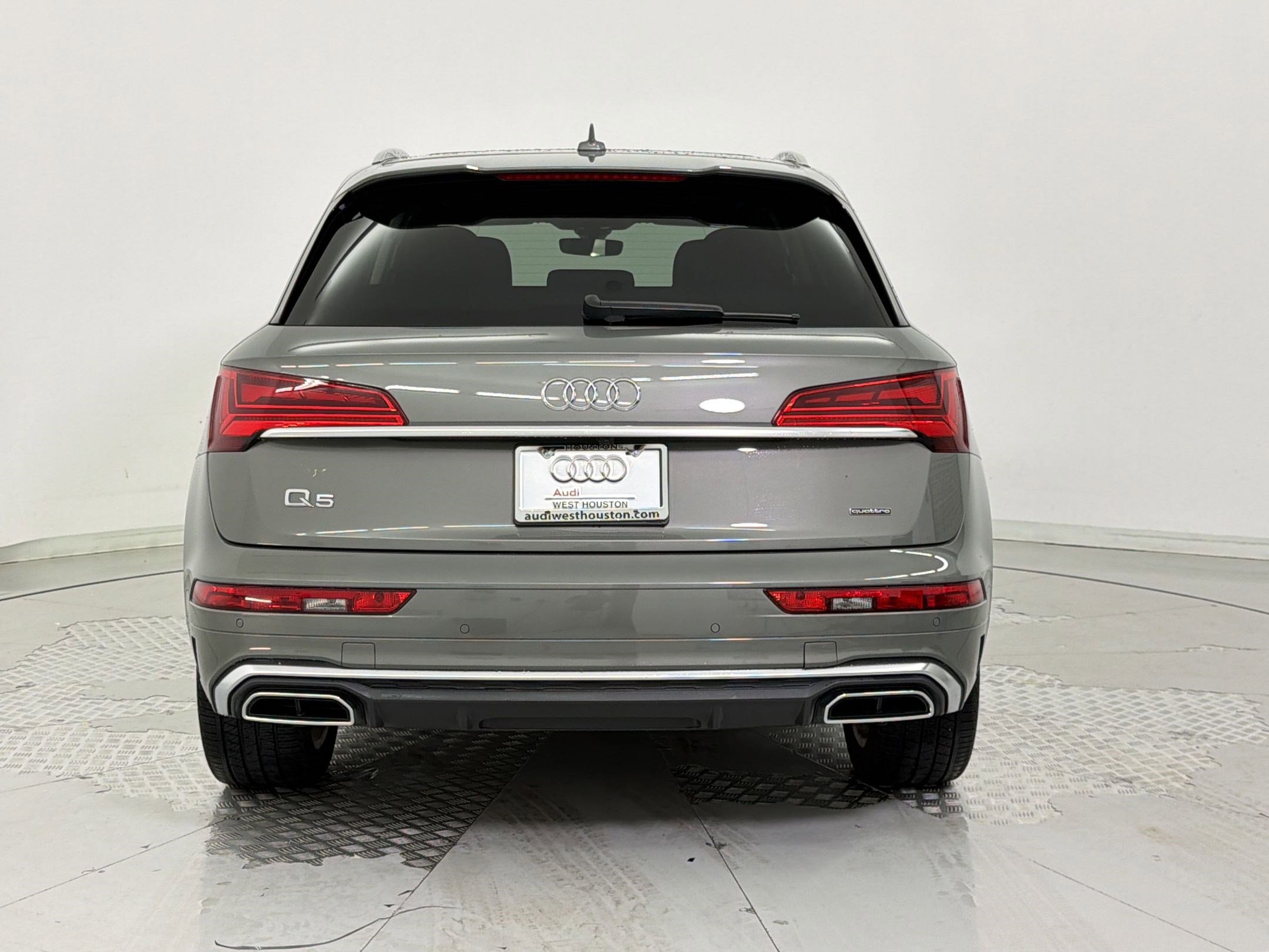 Used 2023 Audi Q5 2.0T Premium Plus w/ Premium Plus Package image 10