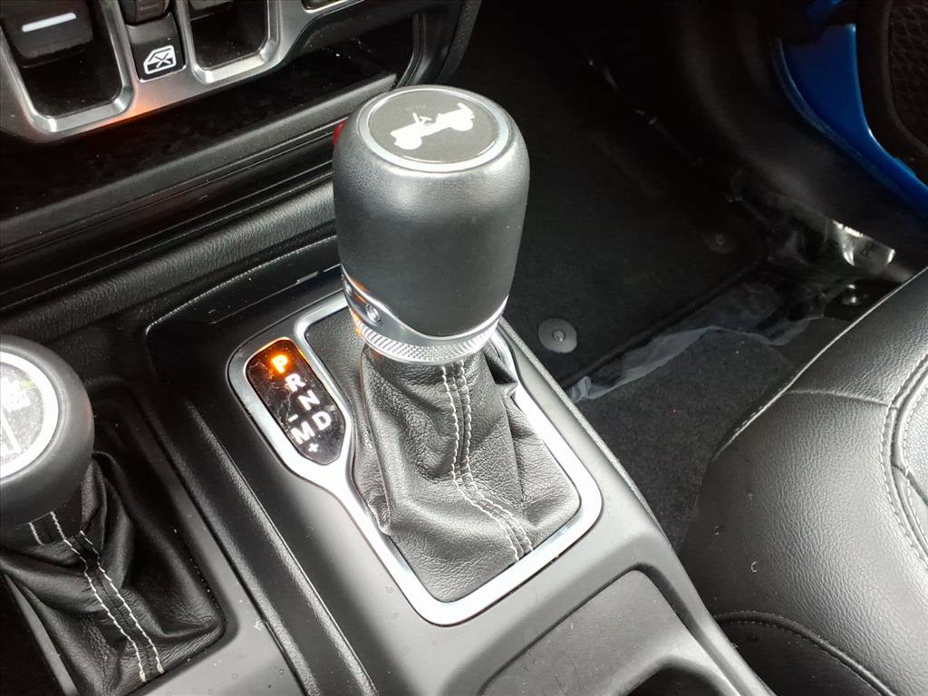 Used 2021 Jeep Wrangler Unlimited Sahara w/ Cold Weather Group image 22