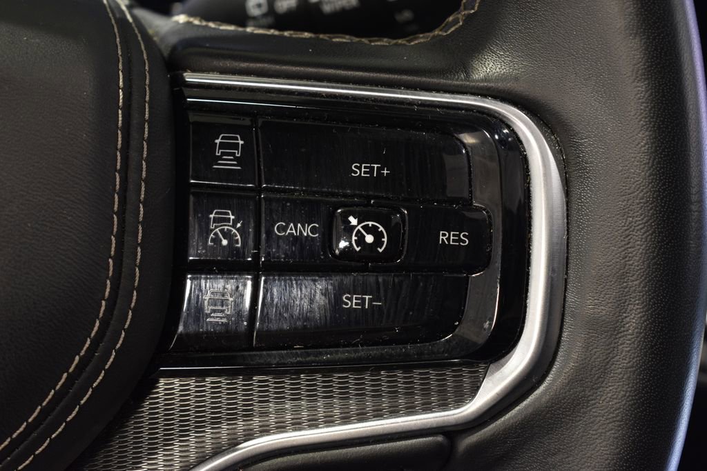 Used 2023 Jeep Grand Wagoneer Series II w/ Quick Order Packagew 28T image 20