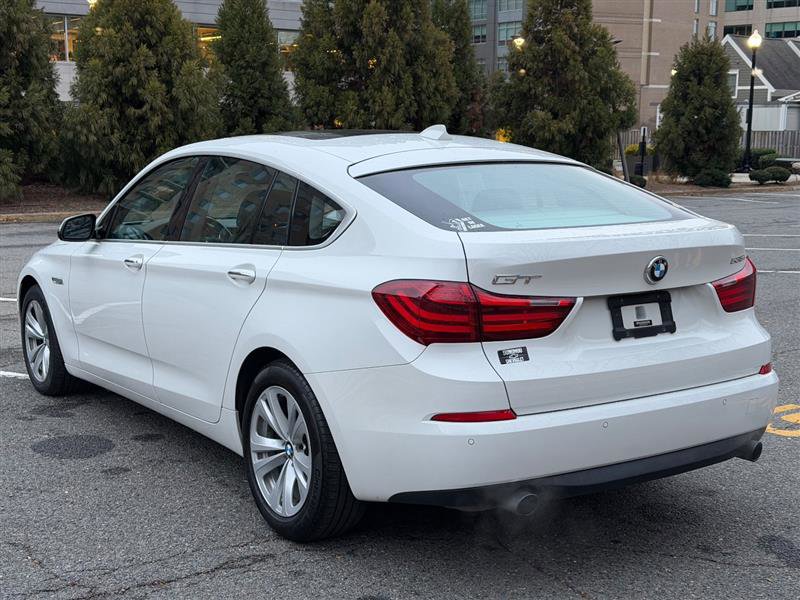 Used 2017 BMW 535i Gran Turismo image 12